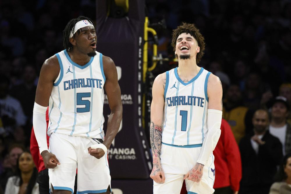 詹姆斯与另 詹姆斯与另