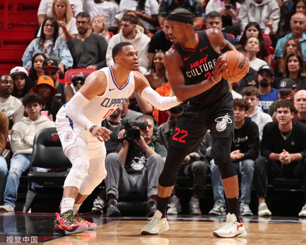 球中的典型 球中的典型